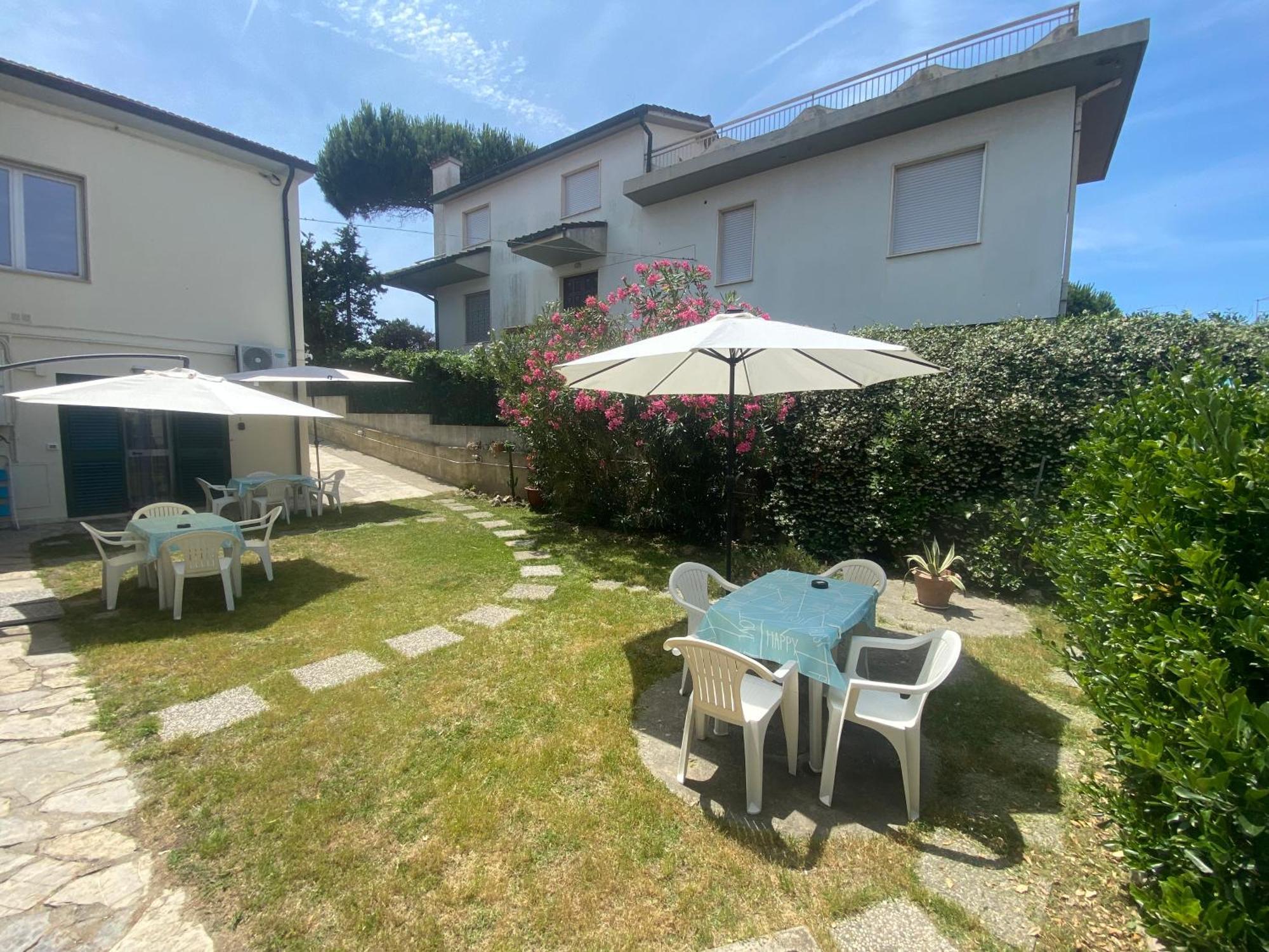 Apartament Le Tre Isolette A 200M Dal Mare Marina Di Pisa Zewnętrze zdjęcie